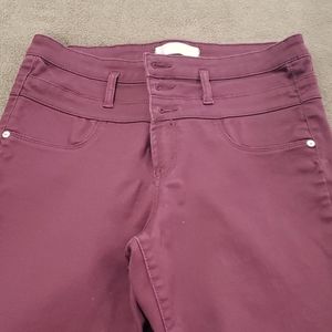 No boundaries burgundy skinny pants